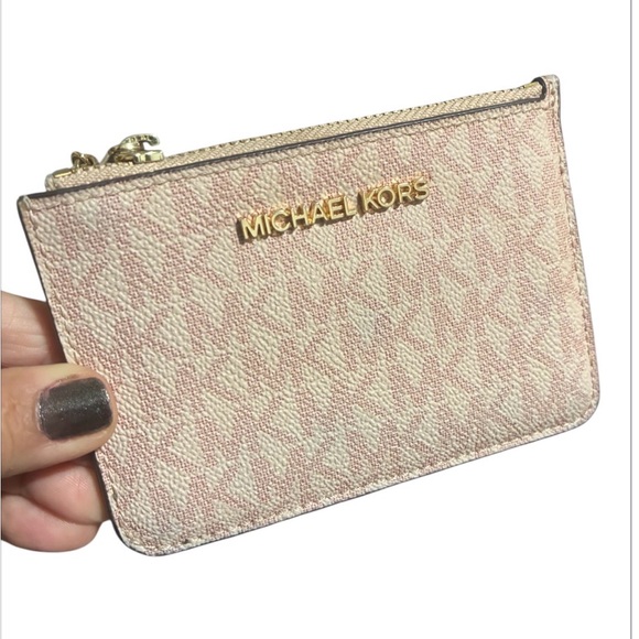 MICHAEL KORS Card Key Holder - Picture 8 of 13